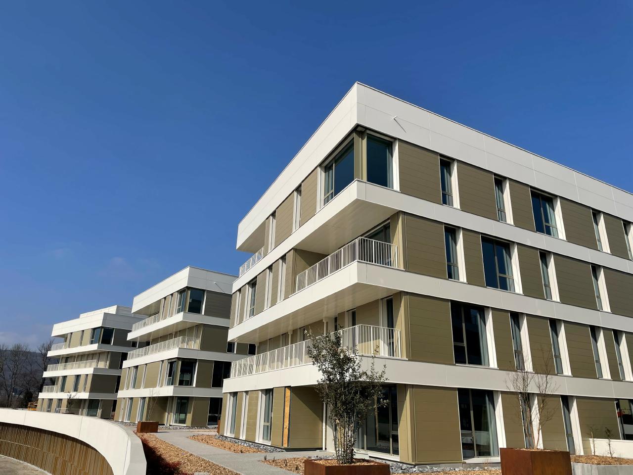 Bureau Pringy 1602m² Location bureau Pringy Haute-Savoie OLBUR2204522 0